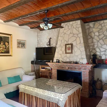 La Ladera Country house *